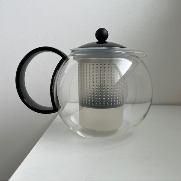 Bodum Assam 4 Cup Glass Tea Pot - Picture 3 of 3